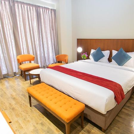 Octave Rococco Morjim Hotel Pernem Exterior foto