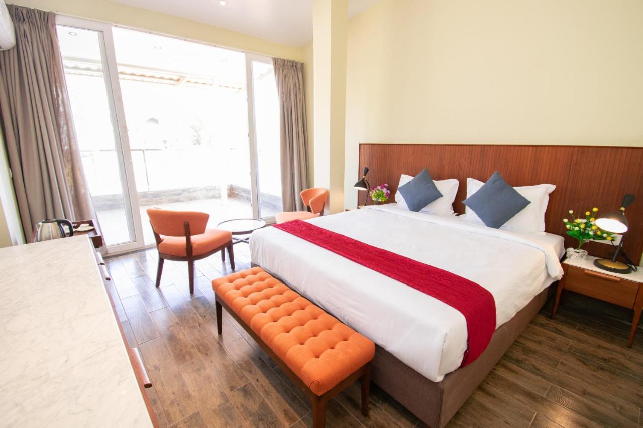 Octave Rococco Morjim Hotel Pernem Exterior foto
