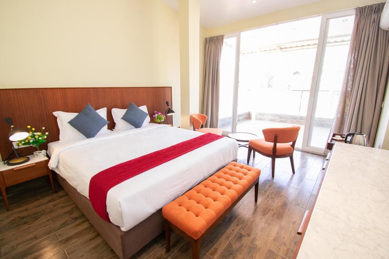 Octave Rococco Morjim Hotel Pernem Exterior foto