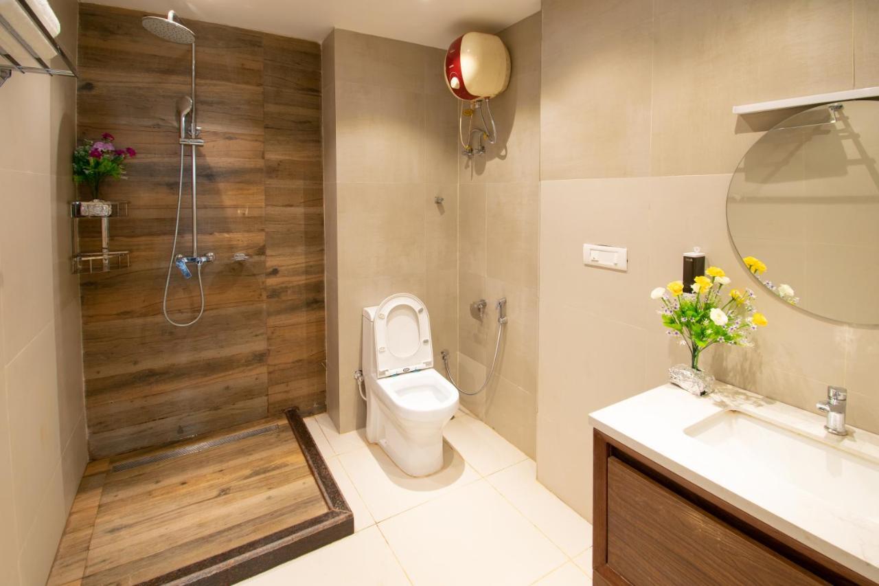 Octave Rococco Morjim Hotel Pernem Exterior foto