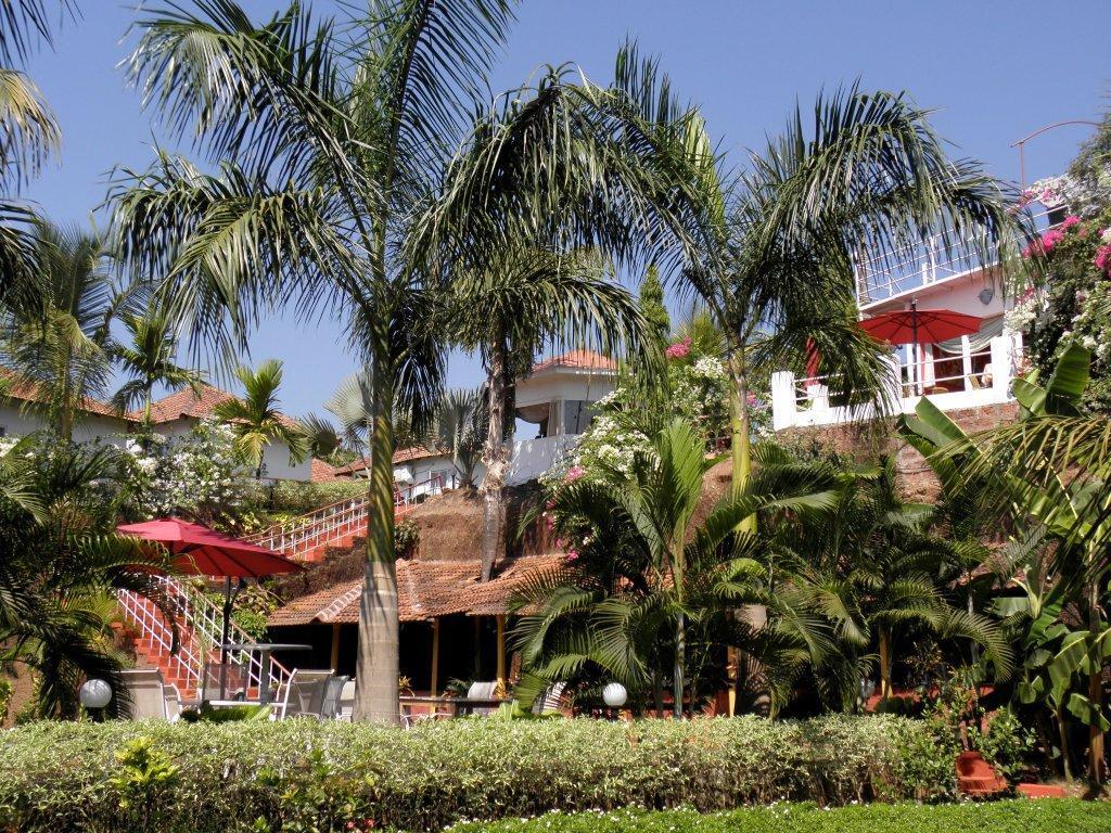 Octave Rococco Morjim Hotel Pernem Exterior foto